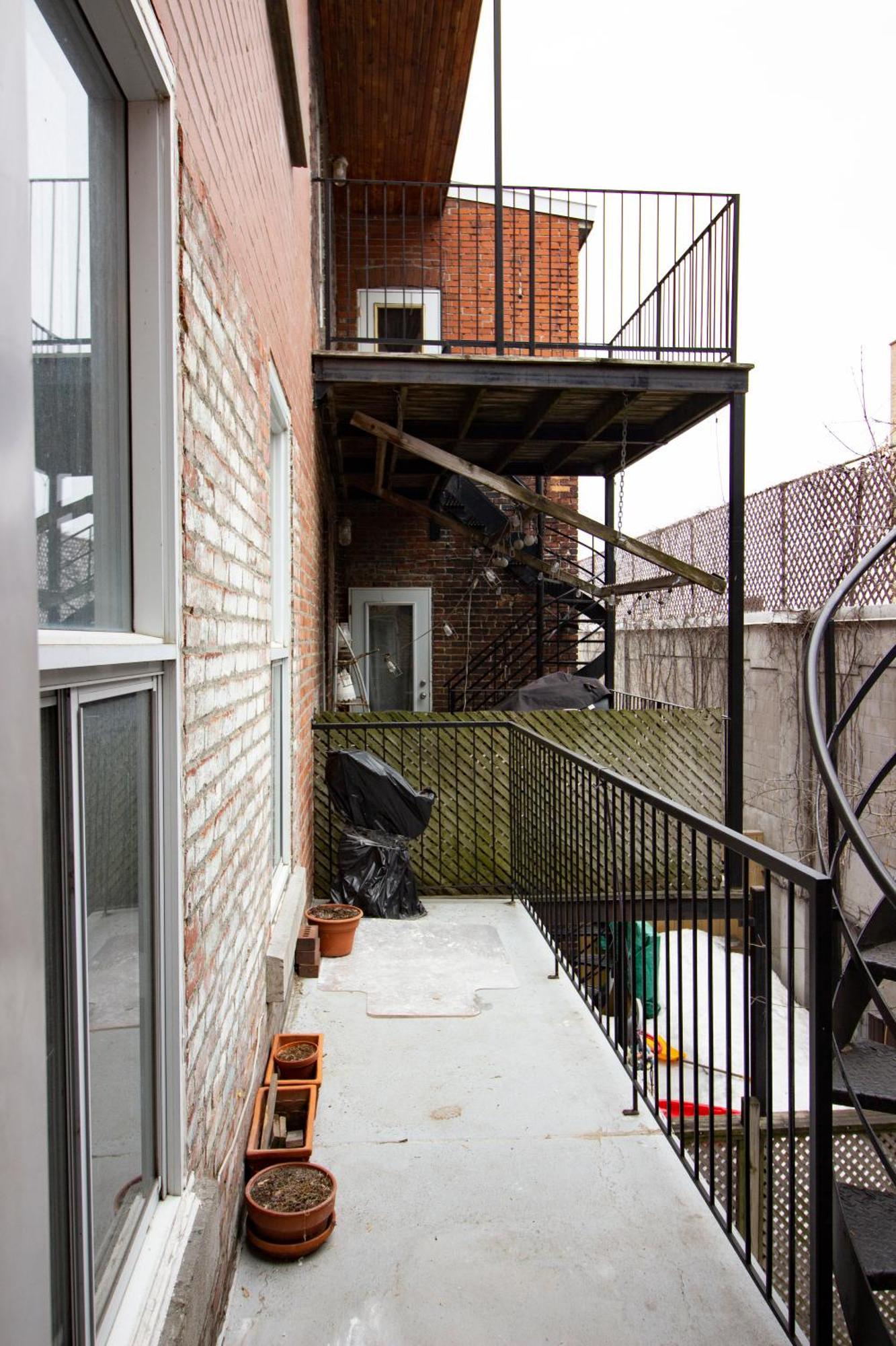 Apartamento Mackay Street Downtown - Bell Center, Nightlife, & Metro At Your Doorstep! Montreal